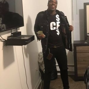 Meet your Posher, Malik